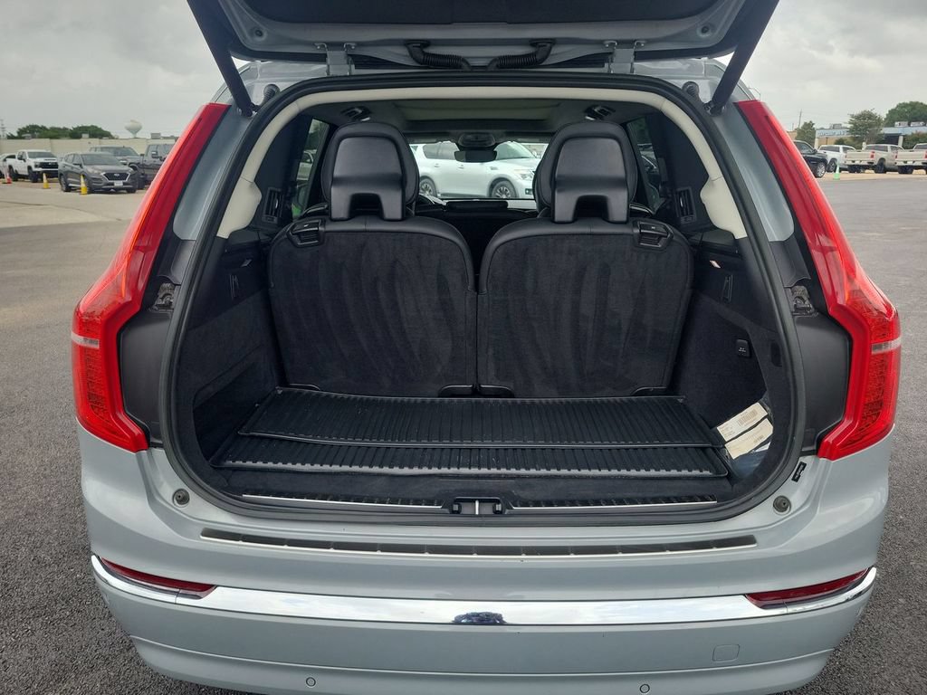 Used 2024 Volvo XC90 B5 Plus w/ Protection Package Premier AWD/4WD image 26