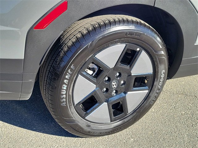 Used 2025 Hyundai Santa Fe SEL image 24