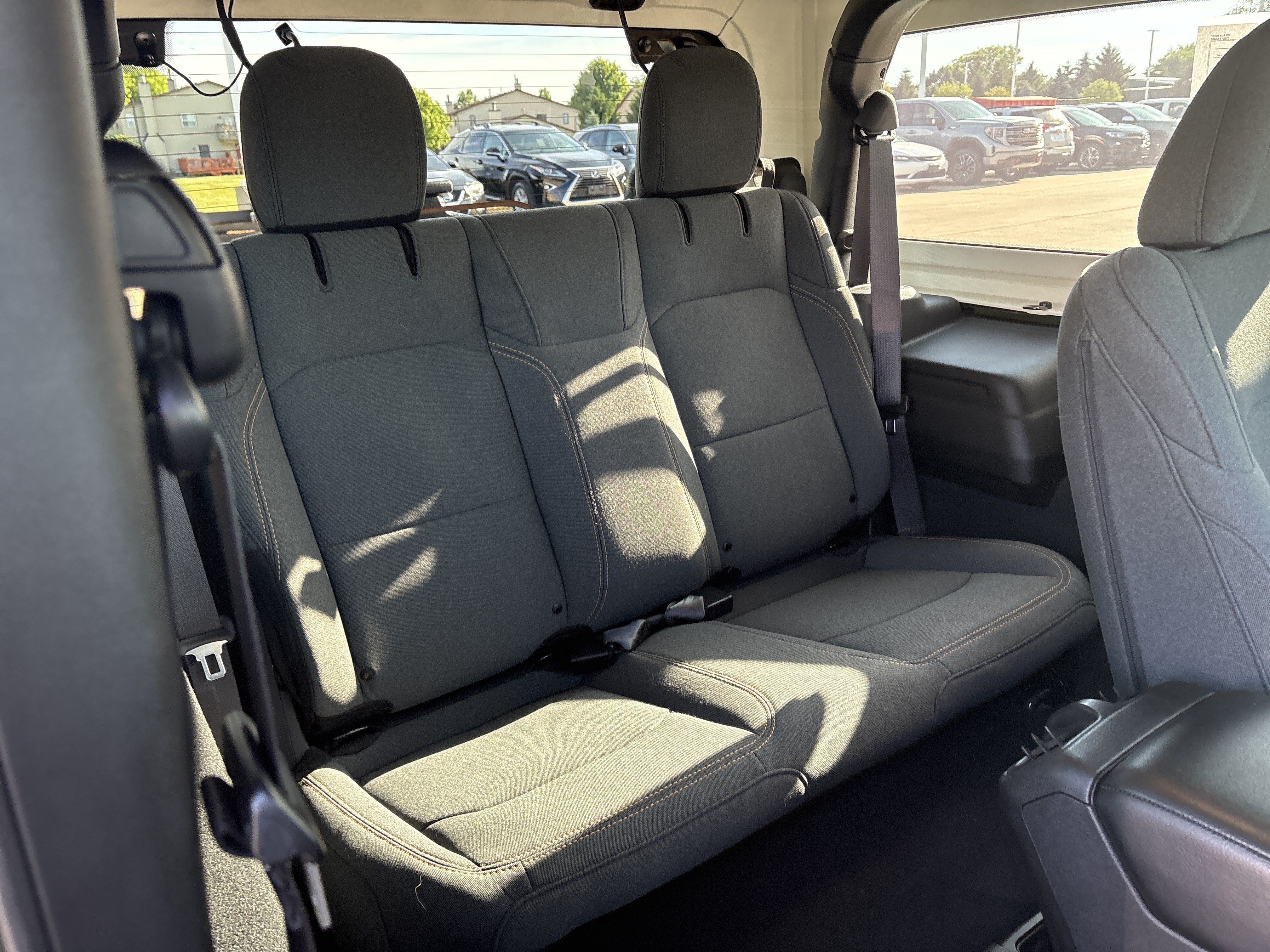 Used 2024 Jeep Wrangler Sport AWD/4WD image 16