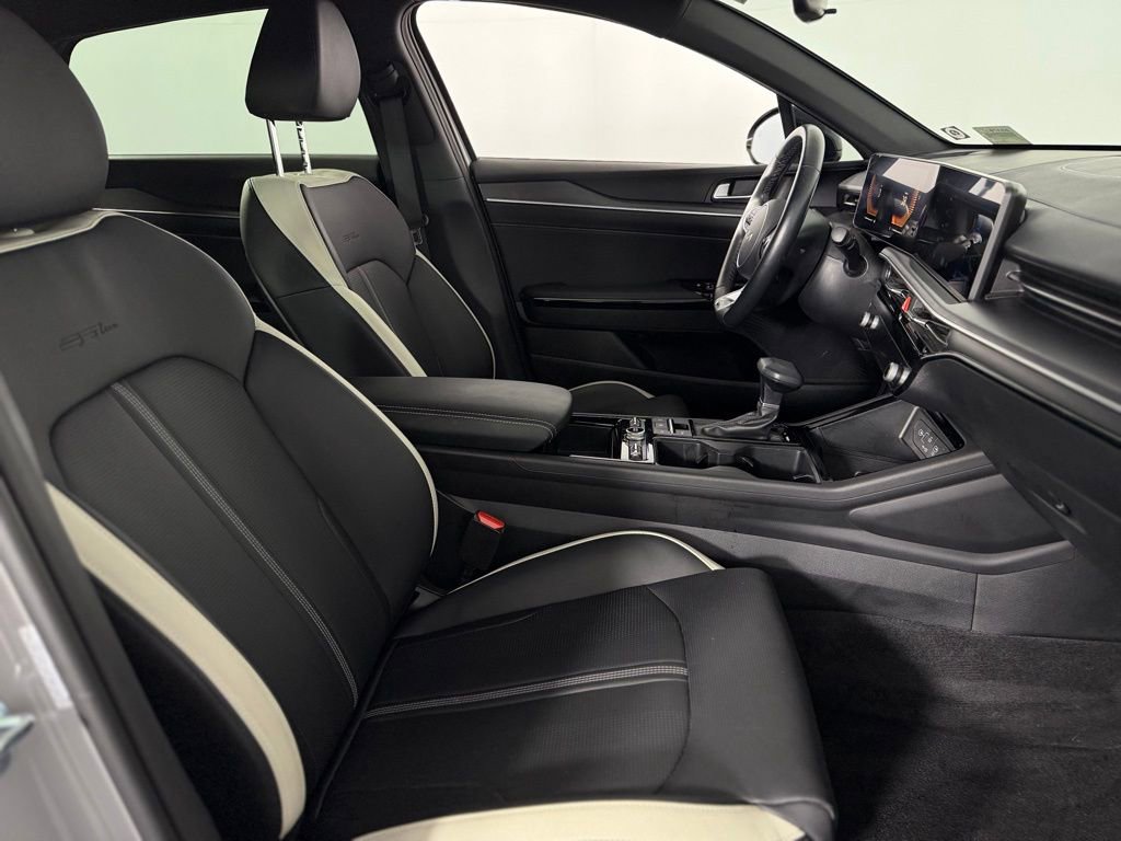 Used 2025 Kia K5 GT-Line image 32