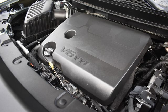 Certified 2023 Chevrolet Traverse LT FWD image 38