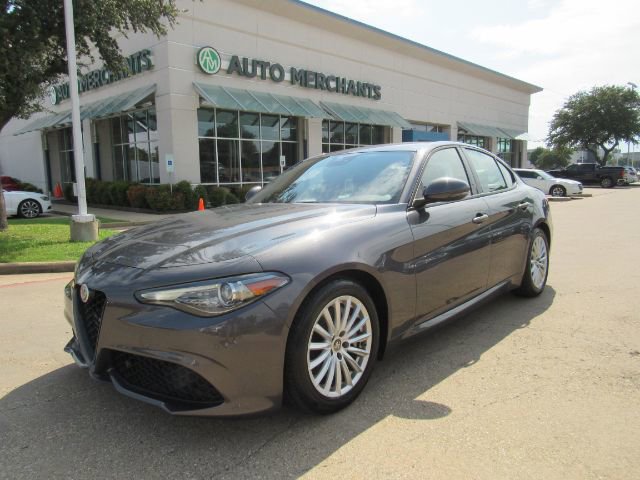 Used 2023 Alfa Romeo Giulia Sprint video 1