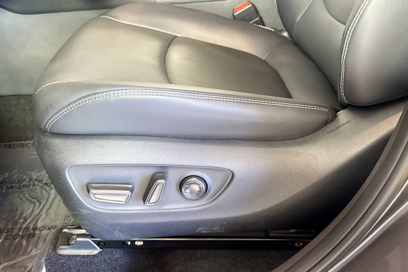 Used 2024 Toyota RAV4 Limited image 18