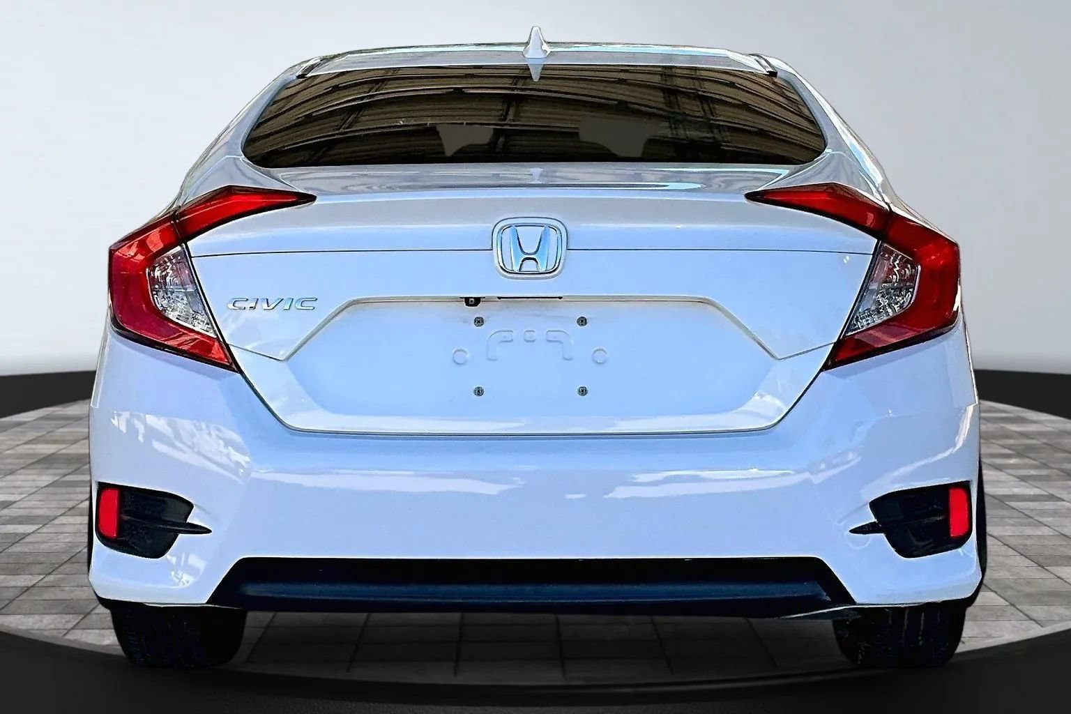 Used 2017 Honda Civic EX image 5