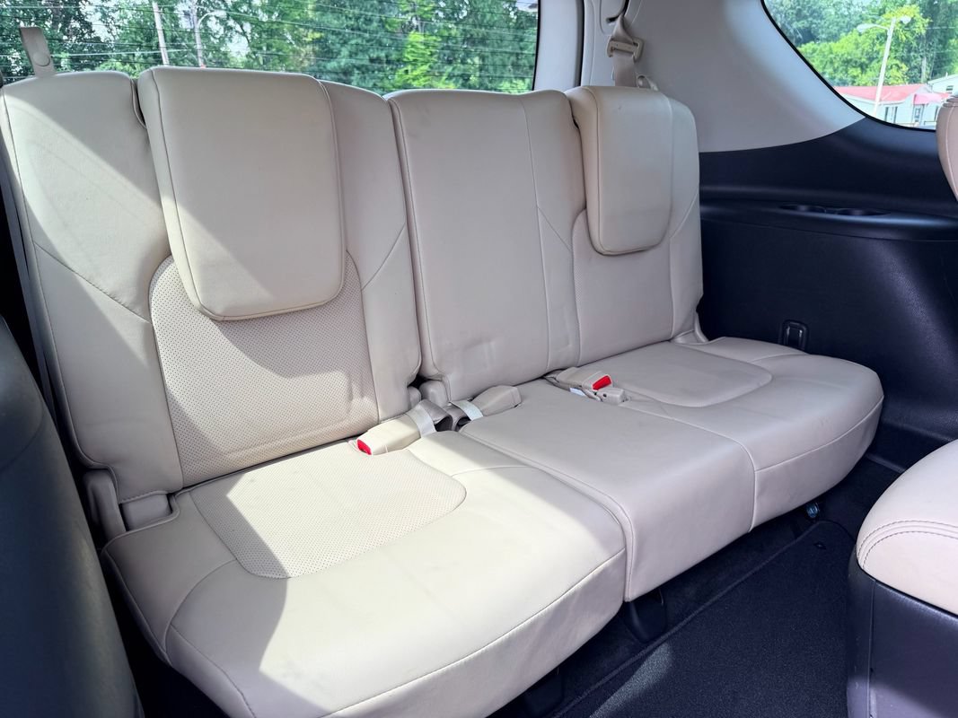 Used 2021 Nissan Armada SL w/ Captain's Chairs Package RWD image 16