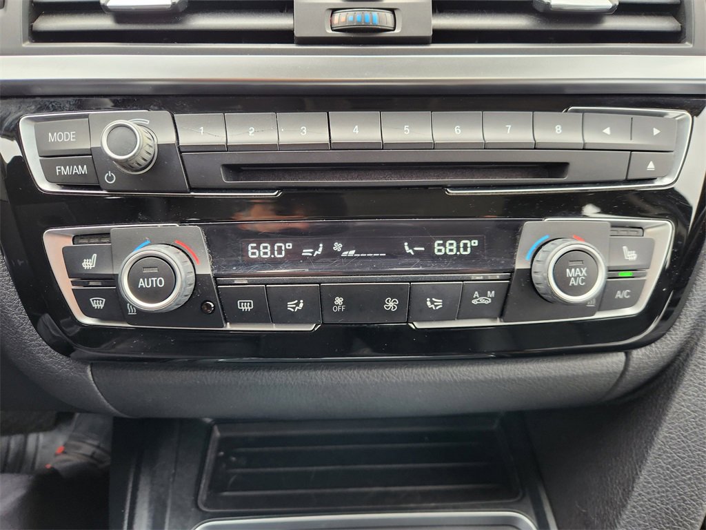 Used 2016 BMW 320i Sedan image 18