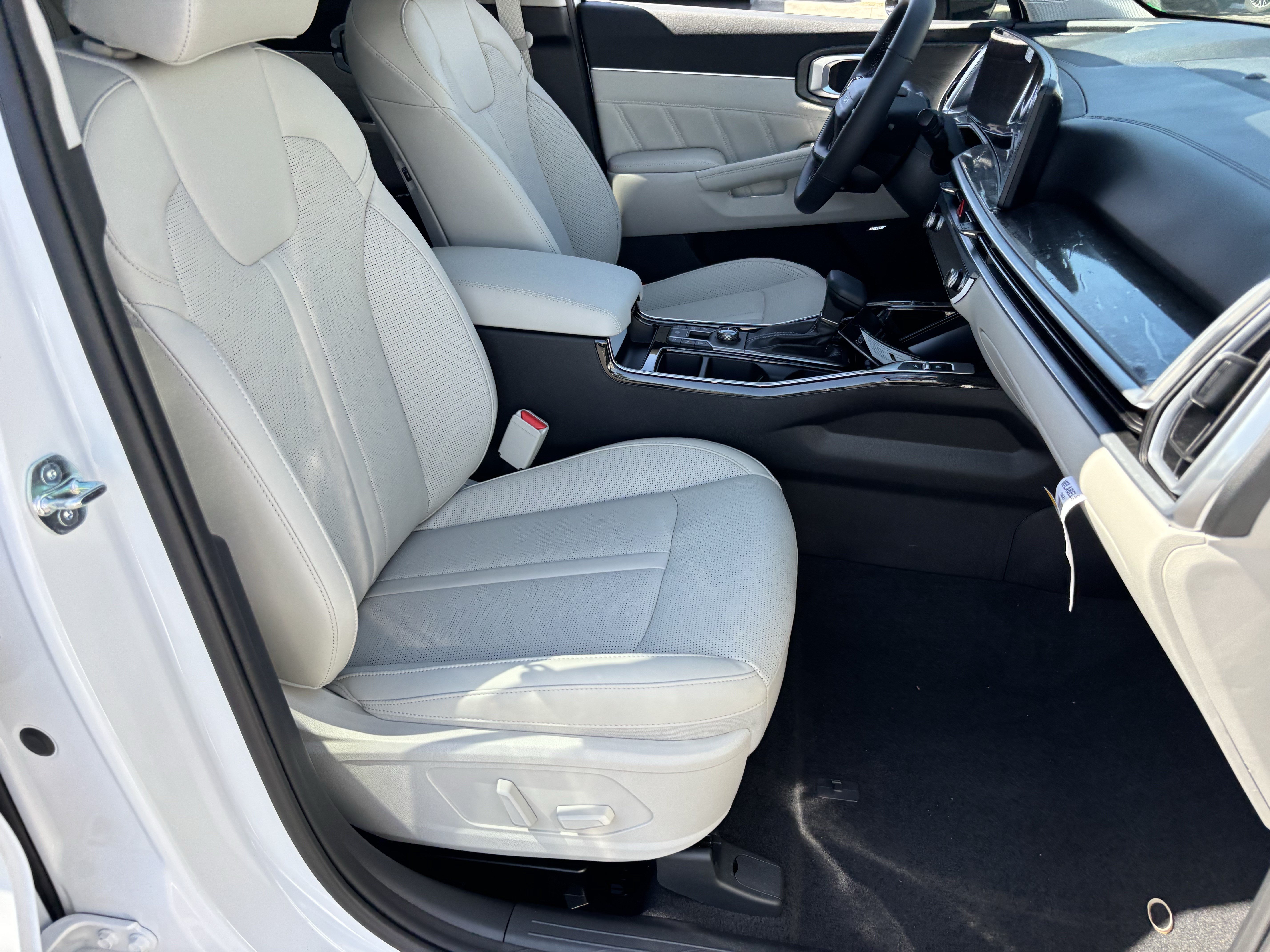 New 2026 Kia Sorento SX AWD/4WD image 9