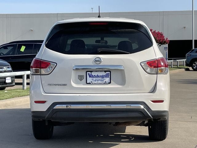 Used 2014 Nissan Pathfinder S FWD image 5