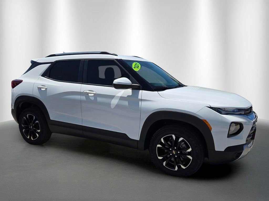 Certified 2021 Chevrolet TrailBlazer LT AWD/4WD image 2