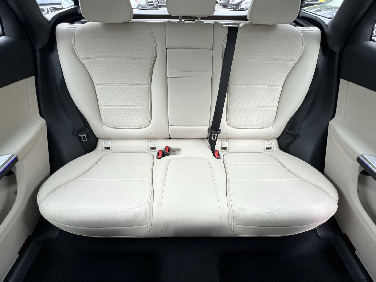 New 2026 Mercedes-Benz GLC 300 4MATIC image 15