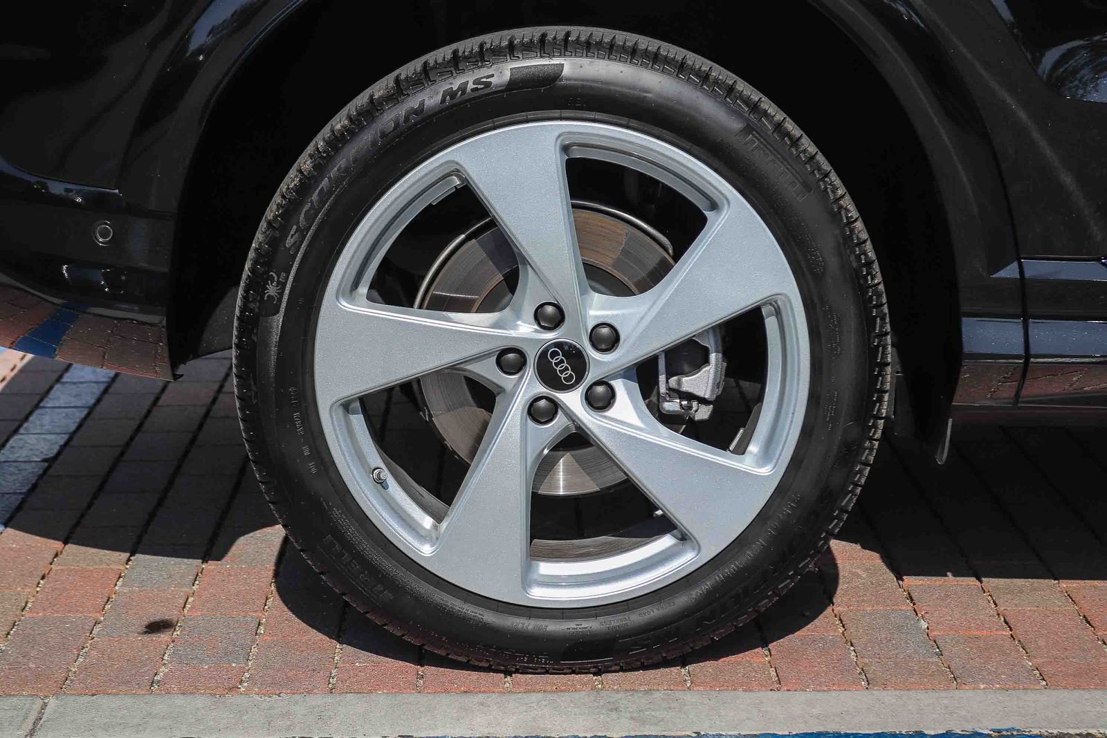 Certified 2025 Audi Q5 Premium w/ Premium Plus AWD/4WD image 10