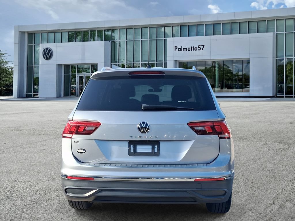 Used 2022 Volkswagen Tiguan SE FWD image 5