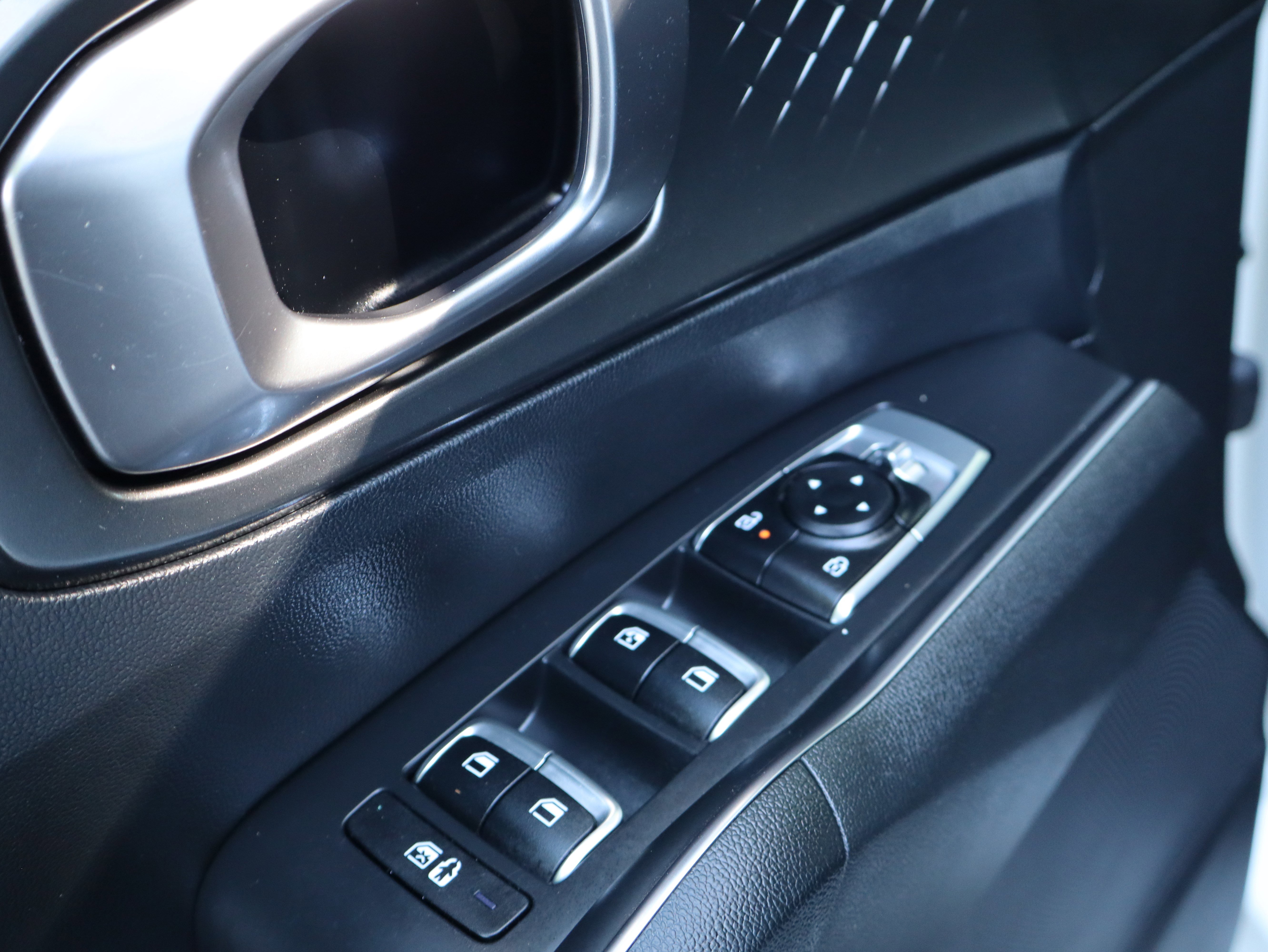 Used 2025 Kia Sorento EX image 20