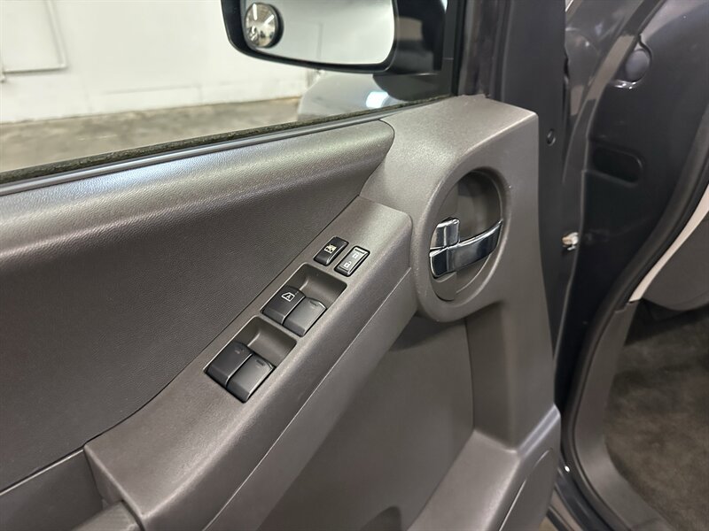 Used 2012 Nissan Xterra PRO-4X image 26