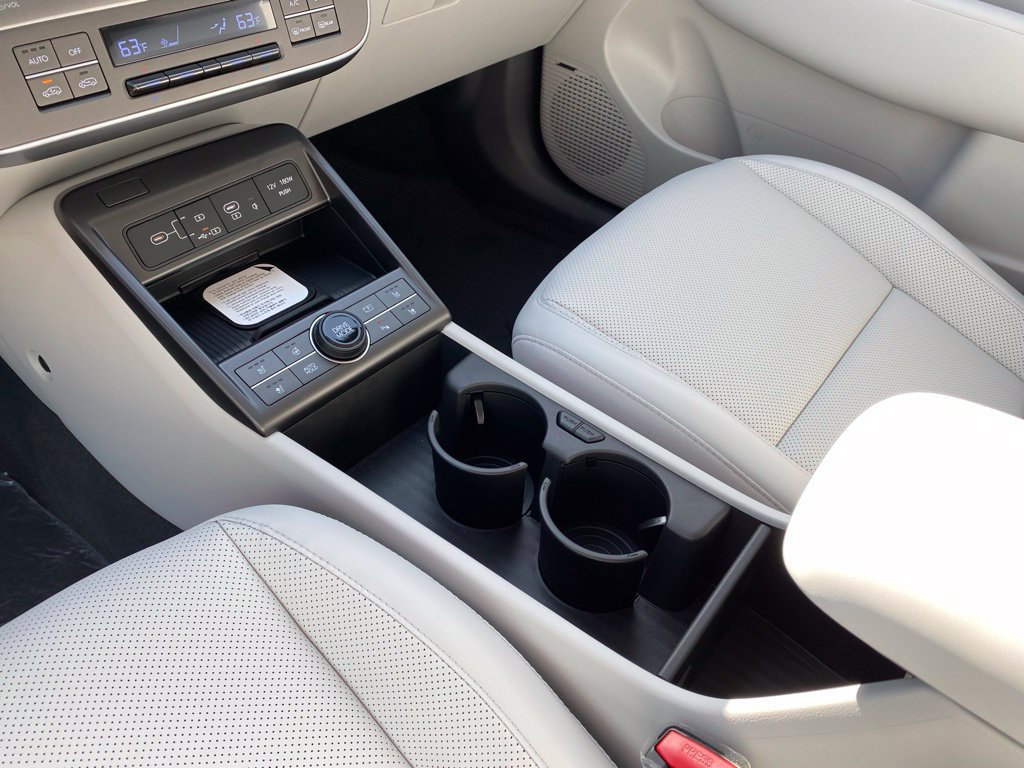 New 2026 Hyundai Kona Limited FWD image 13