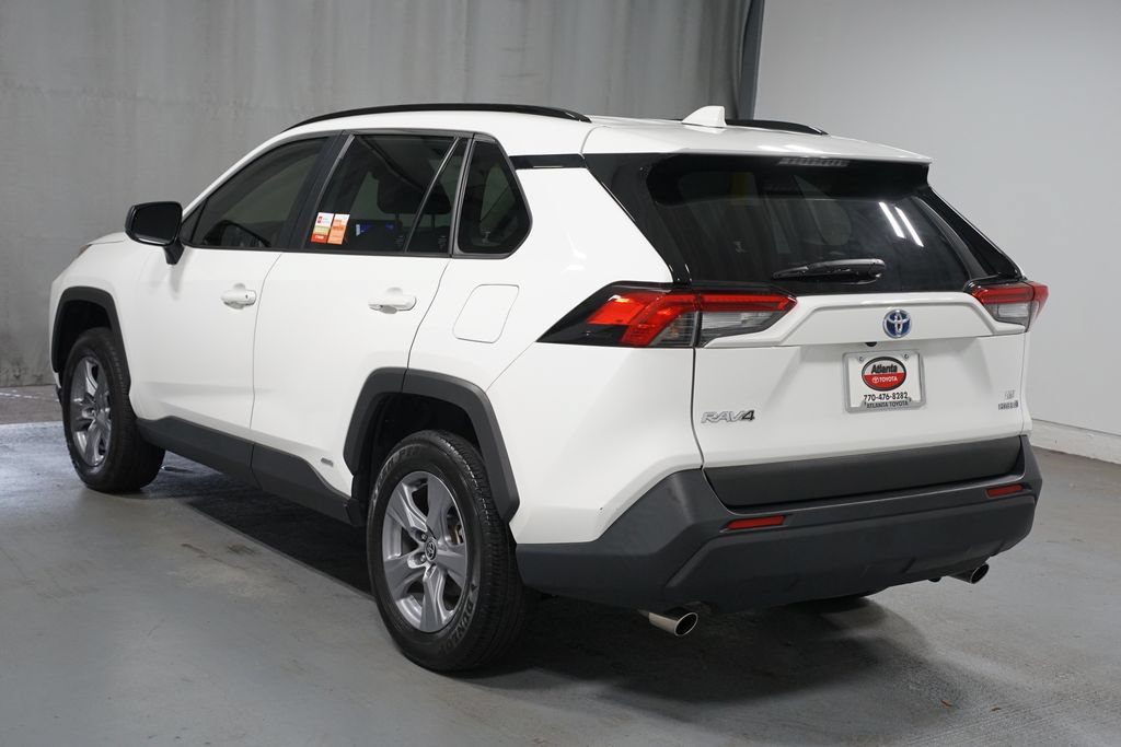 Certified 2023 Toyota RAV4 LE AWD/4WD image 6