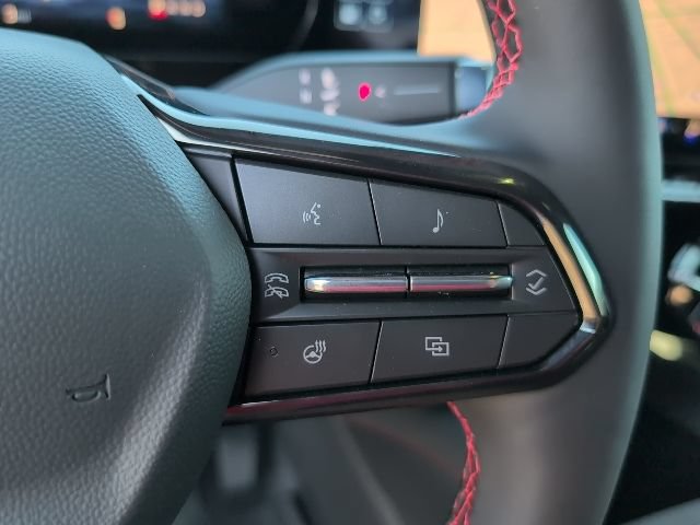 New 2025 Chevrolet Blazer EV RS RWD image 28