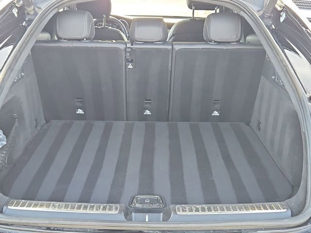 Used 2022 Mercedes-Benz GLC 300 4MATIC Coupe image 34