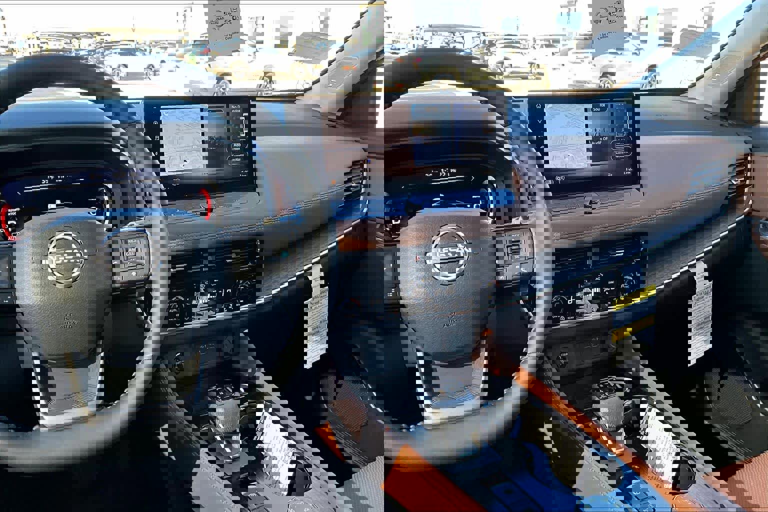 New 2026 Nissan Rogue Platinum w/ Tech Package image 6