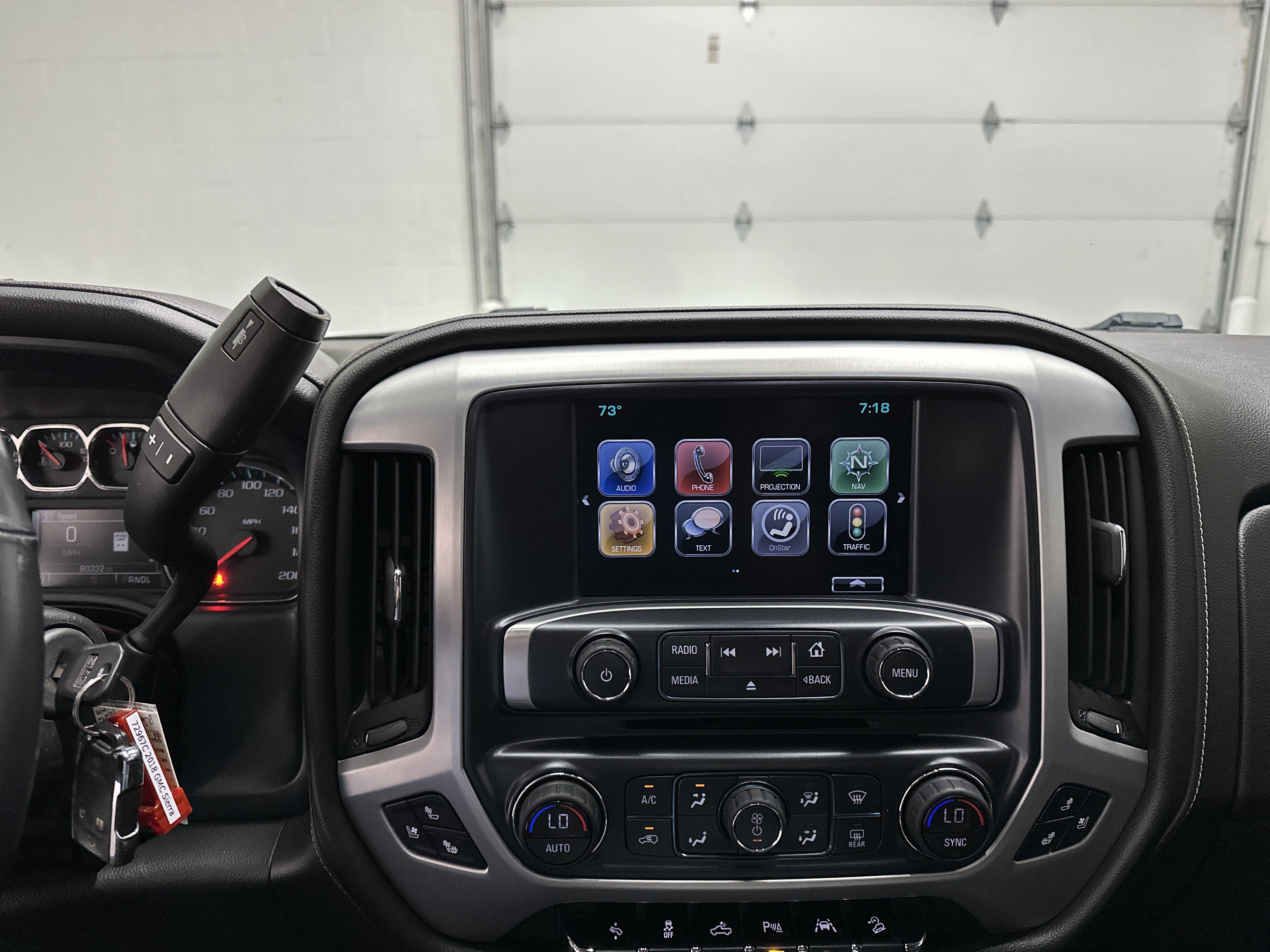 Used 2018 GMC Sierra 1500 SLT w/ SLT Premium Package AWD/4WD image 32