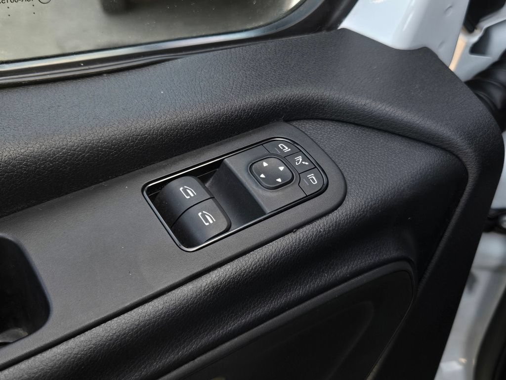 Used 2021 Mercedes-Benz Sprinter 2500 image 15