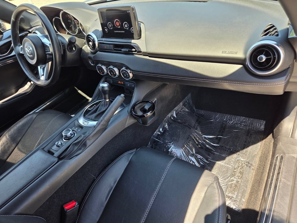 Used 2023 MAZDA MX-5 Miata Grand Touring RWD image 17