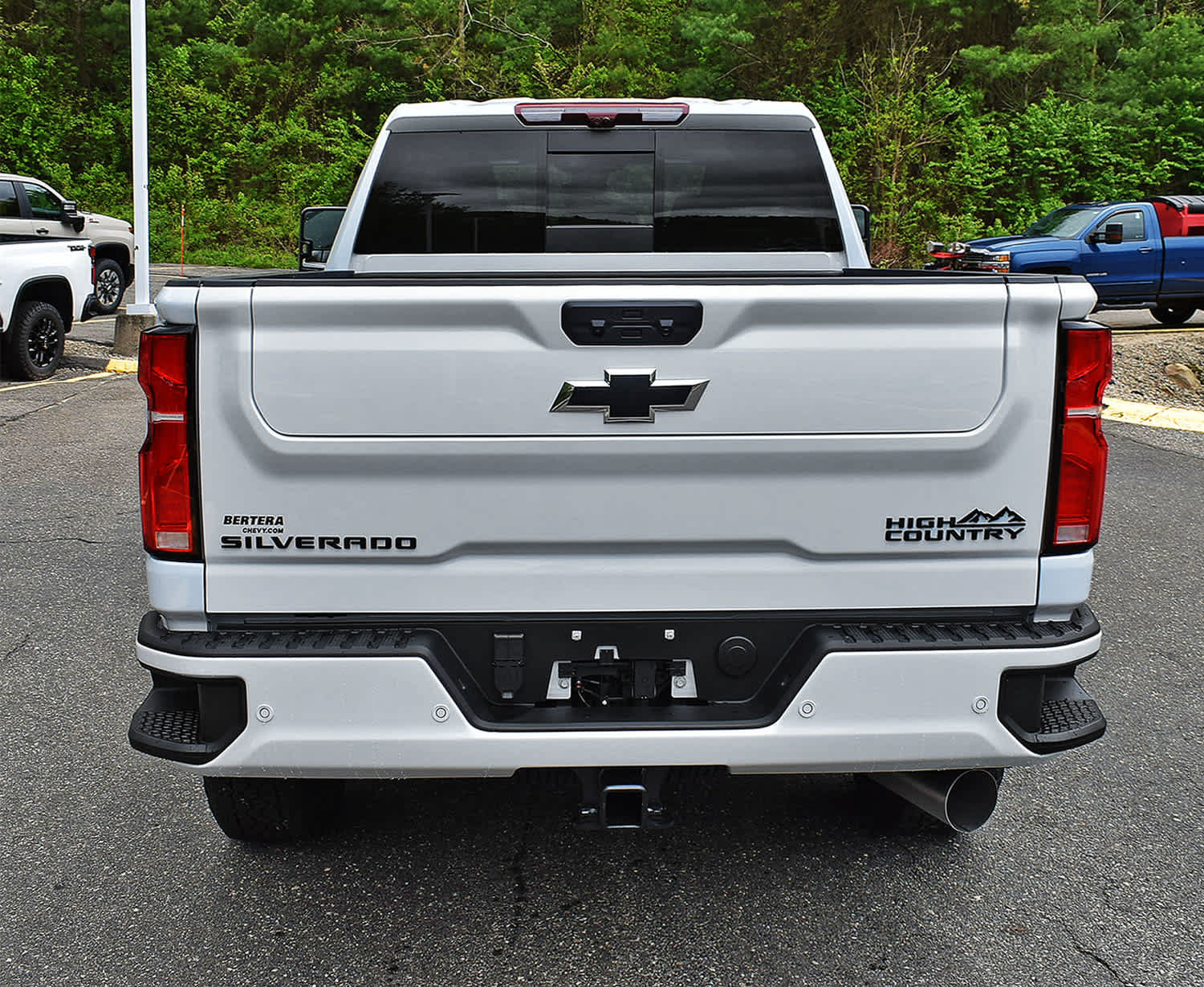 New 2026 Chevrolet Silverado 2500 High Country w/ High Country Premium Package AWD/4WD image 7