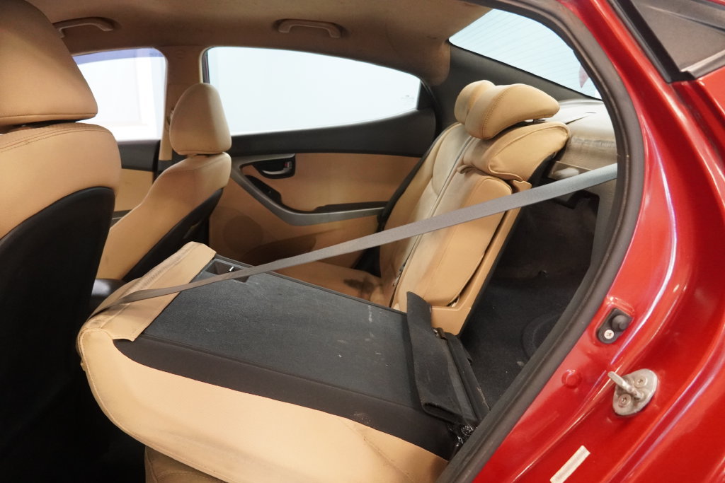 Used 2013 Hyundai Elantra GLS FWD image 26