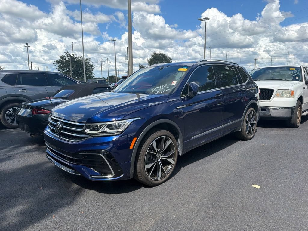 Used 2024 Volkswagen Tiguan SEL R-Line AWD/4WD image 19
