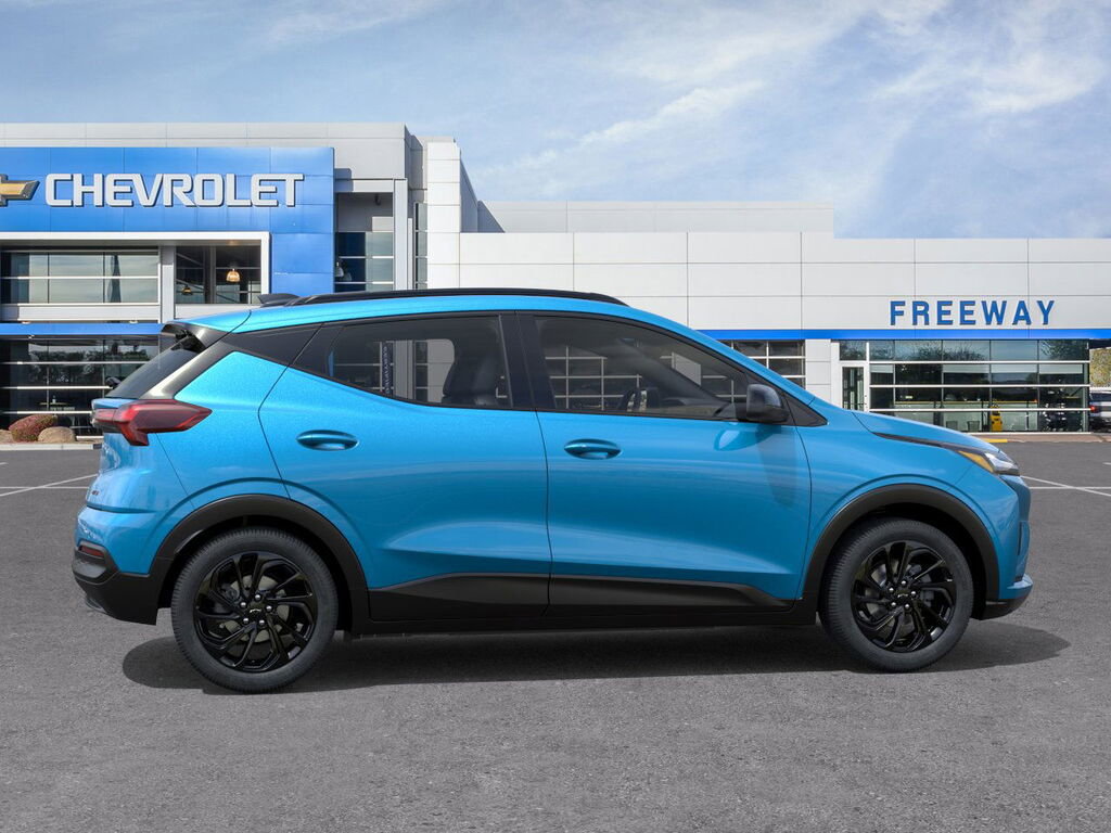 New 2027 Chevrolet Bolt RS w/ Technology Package image 5