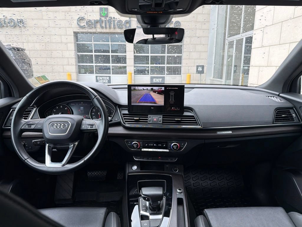 Used 2023 Audi Q5 2.0T Premium w/ Convenience Package AWD/4WD image 14