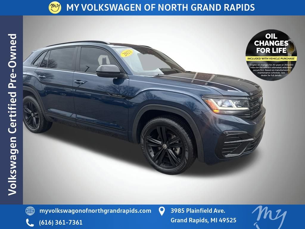 Certified 2023 Volkswagen Atlas Cross Sport SEL R-Line AWD/4WD image 1