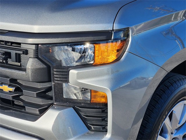 Used 2024 Chevrolet Silverado 1500 Custom image 9