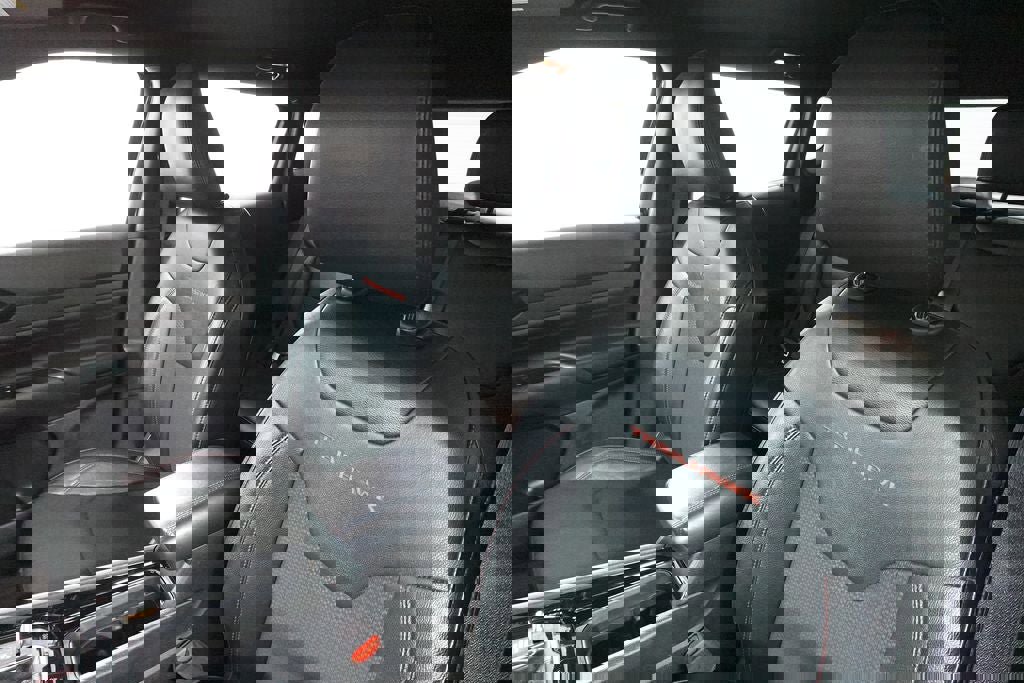 Used 2024 Jeep Compass Trailhawk image 12