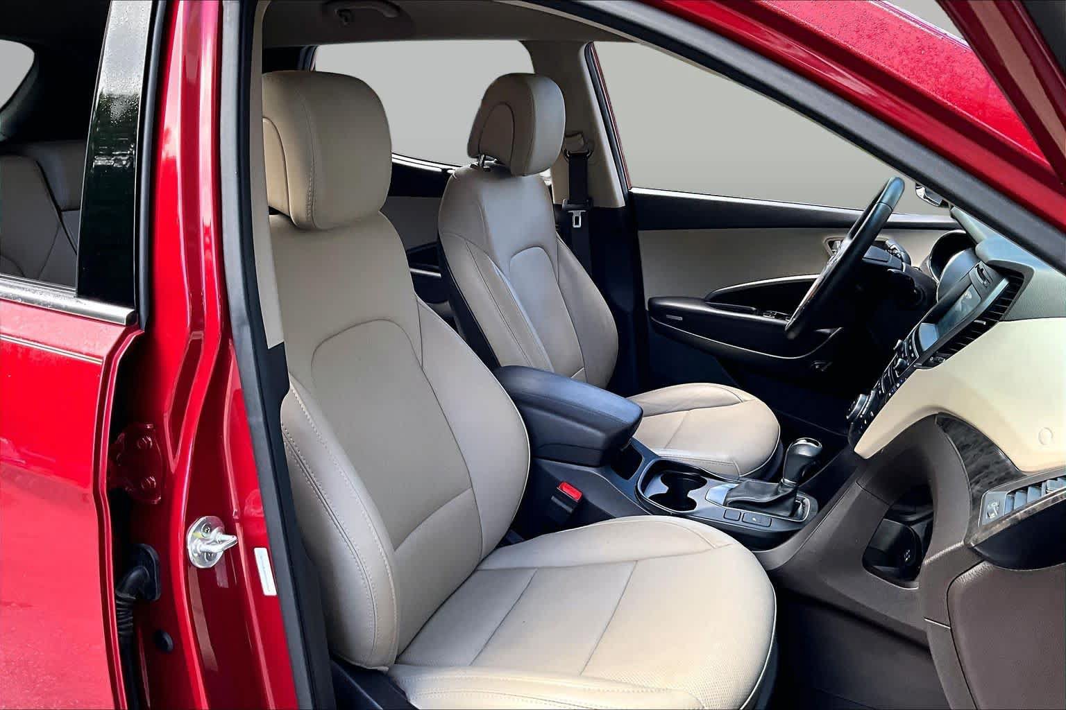 Used 2017 Hyundai Santa Fe Sport FWD image 9