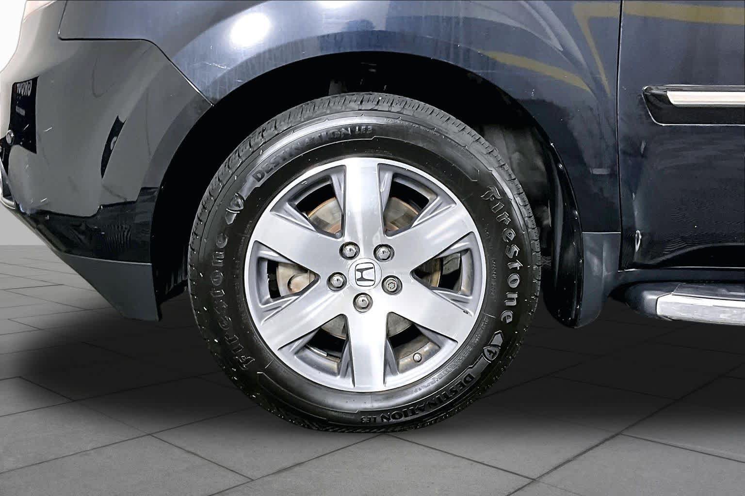 Used 2015 Honda Pilot Touring image 10