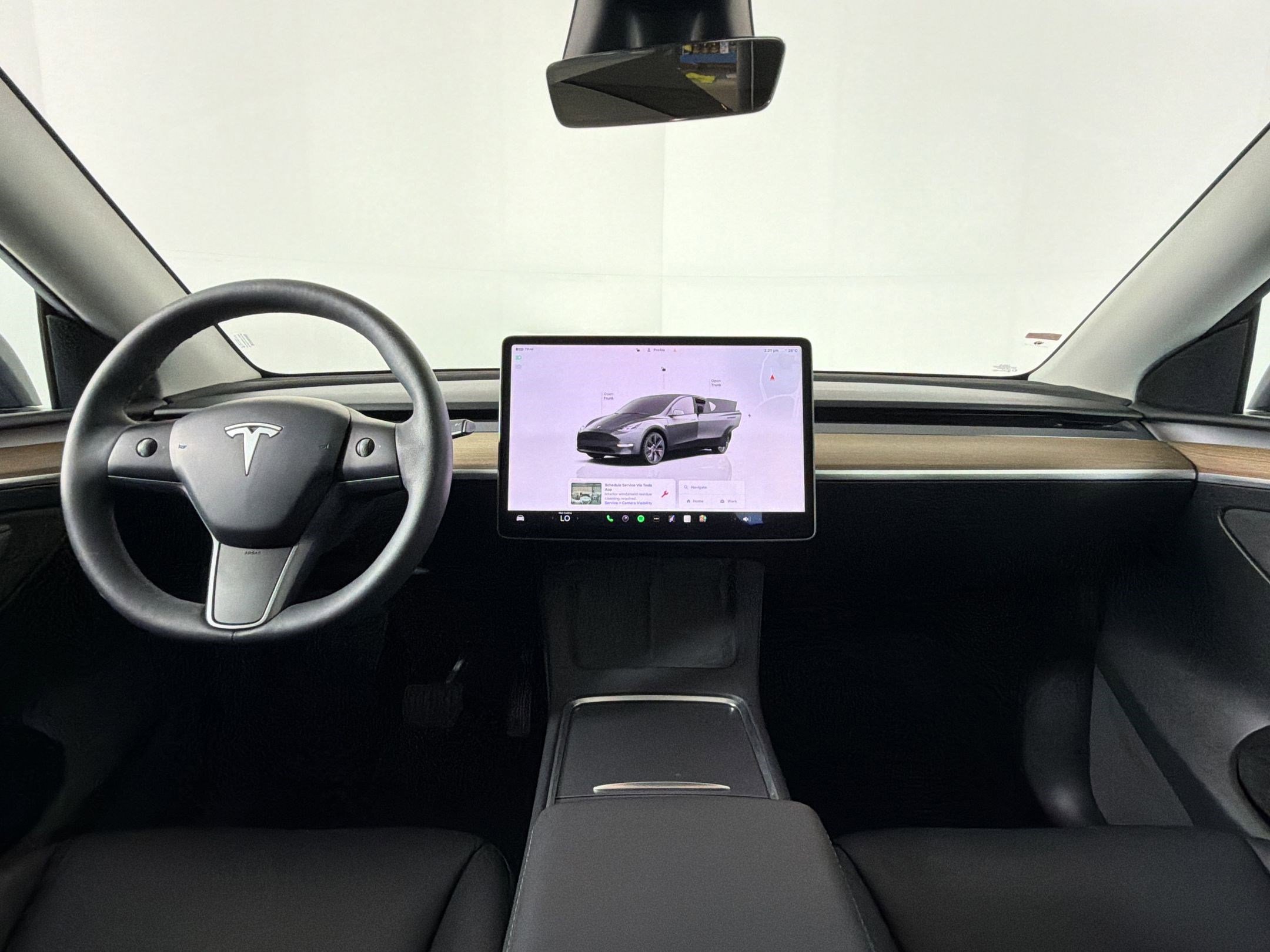 Used 2025 Tesla Model Y Long Range AWD/4WD image 14