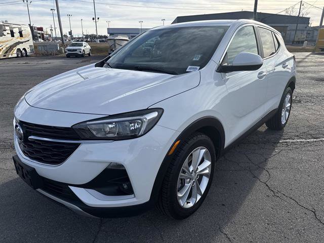 Used 2020 Buick Encore GX Preferred w/ Cold Weather Comfort Package image 3