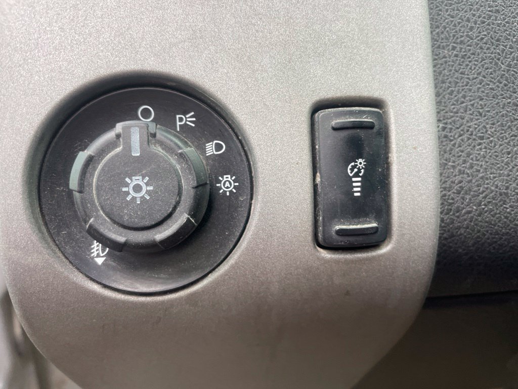 Used 2013 Ford F250 Lariat w/ Lariat Ultimate Pkg AWD/4WD image 11