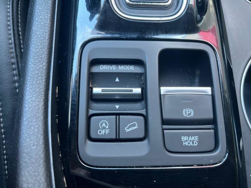 Used 2024 Honda Pilot Touring image 24