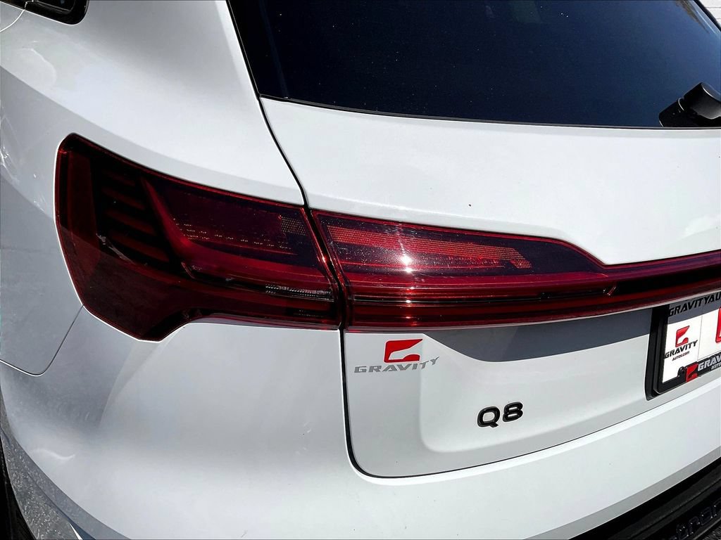 Used 2024 Audi Q8 e-tron Premium AWD/4WD image 19