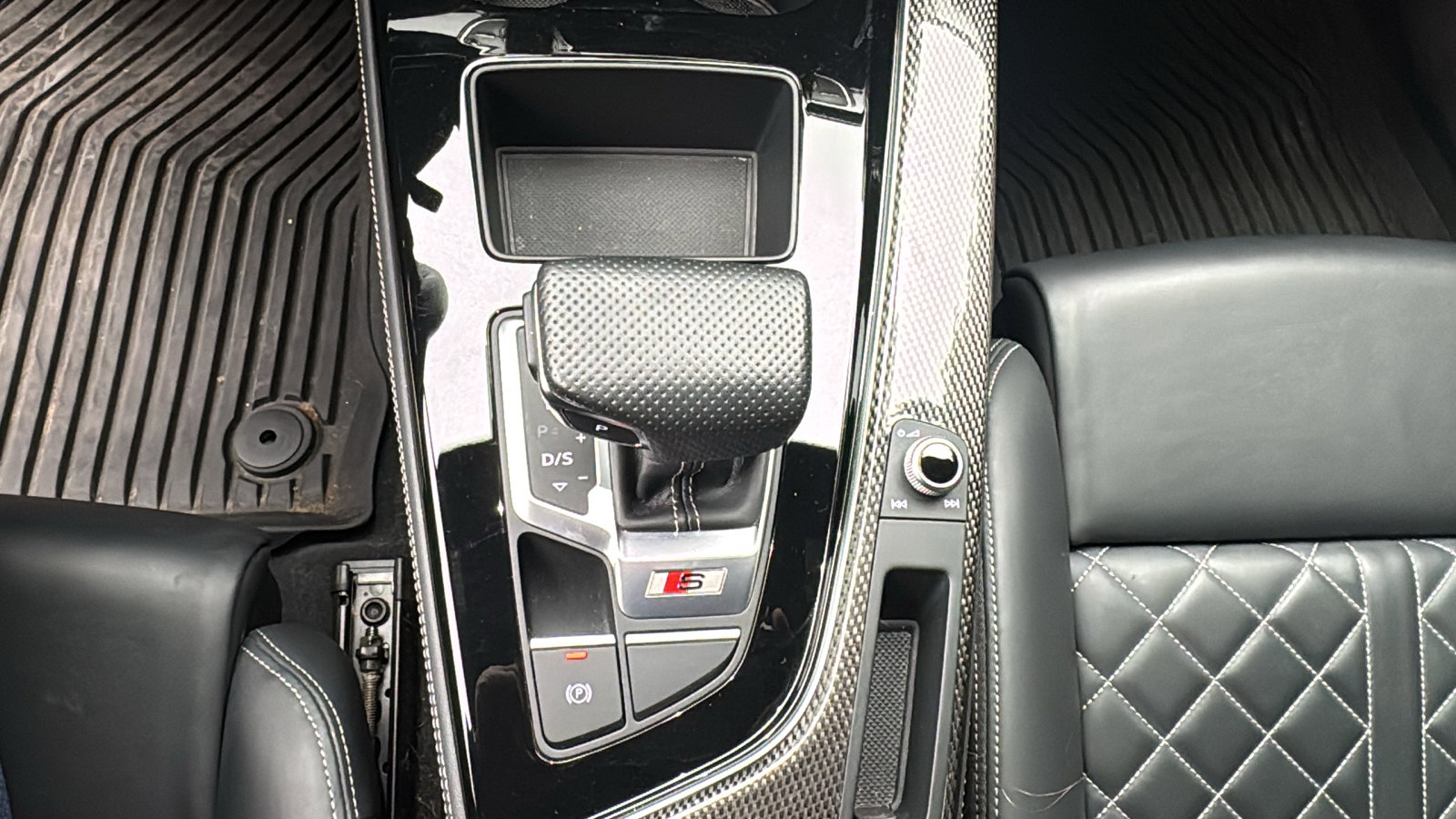 Used 2022 Audi S4 Premium Plus w/ Premium Plus Package image 21