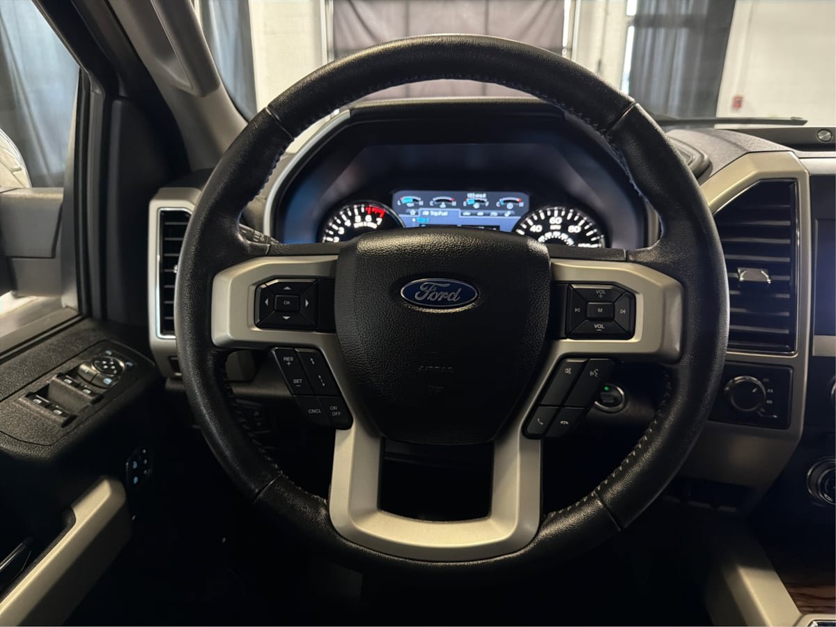 Used 2018 Ford F150 Lariat w/ Equipment Group 502A Luxury AWD/4WD image 21