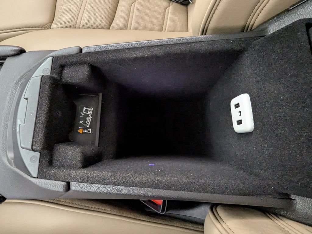 Used 2019 Cadillac XT5 Platinum AWD/4WD image 44