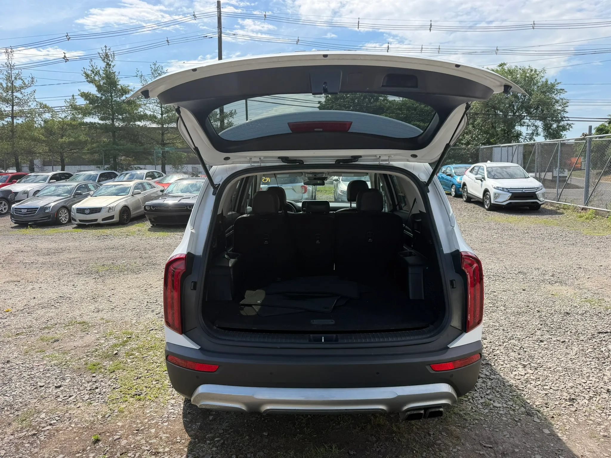 Used 2020 Kia Telluride S w/ S 8 Passenger Seating Package AWD/4WD image 30