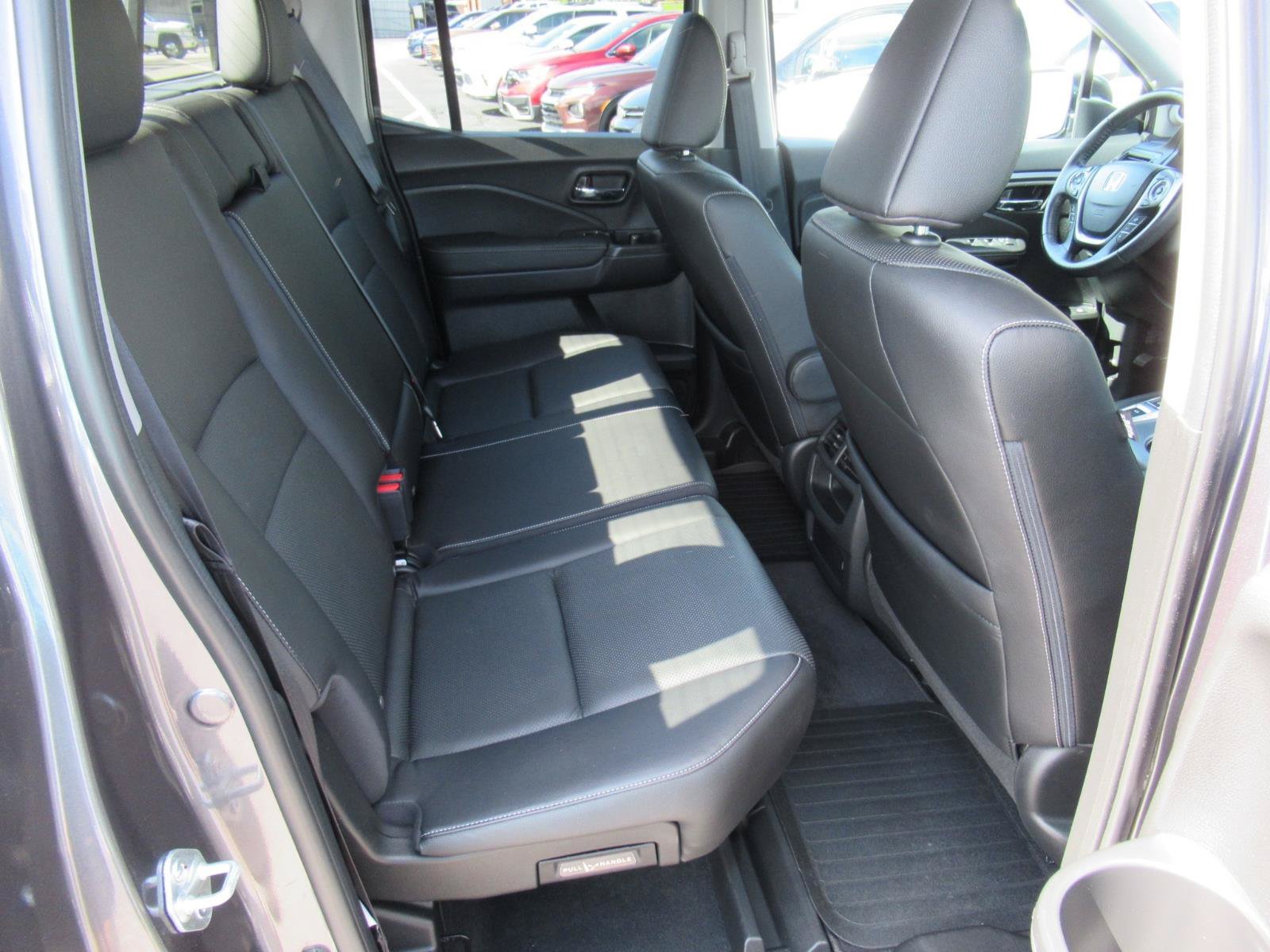 Used 2022 Honda Ridgeline RTL-E image 37