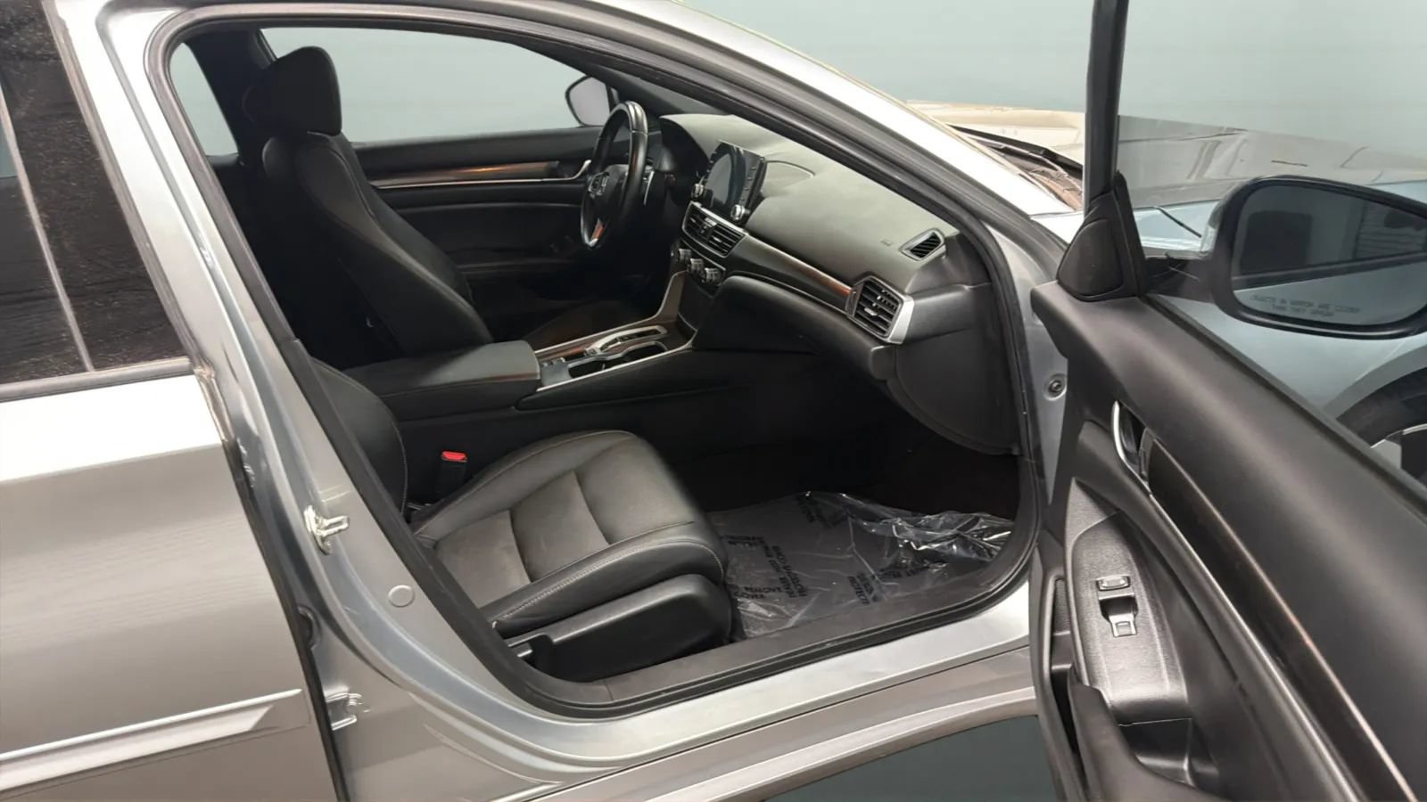 Used 2019 Honda Accord Sport image 22