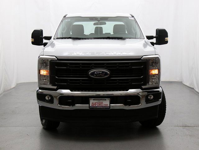 New 2026 Ford F250 XL w/ XL Chrome Package image 5