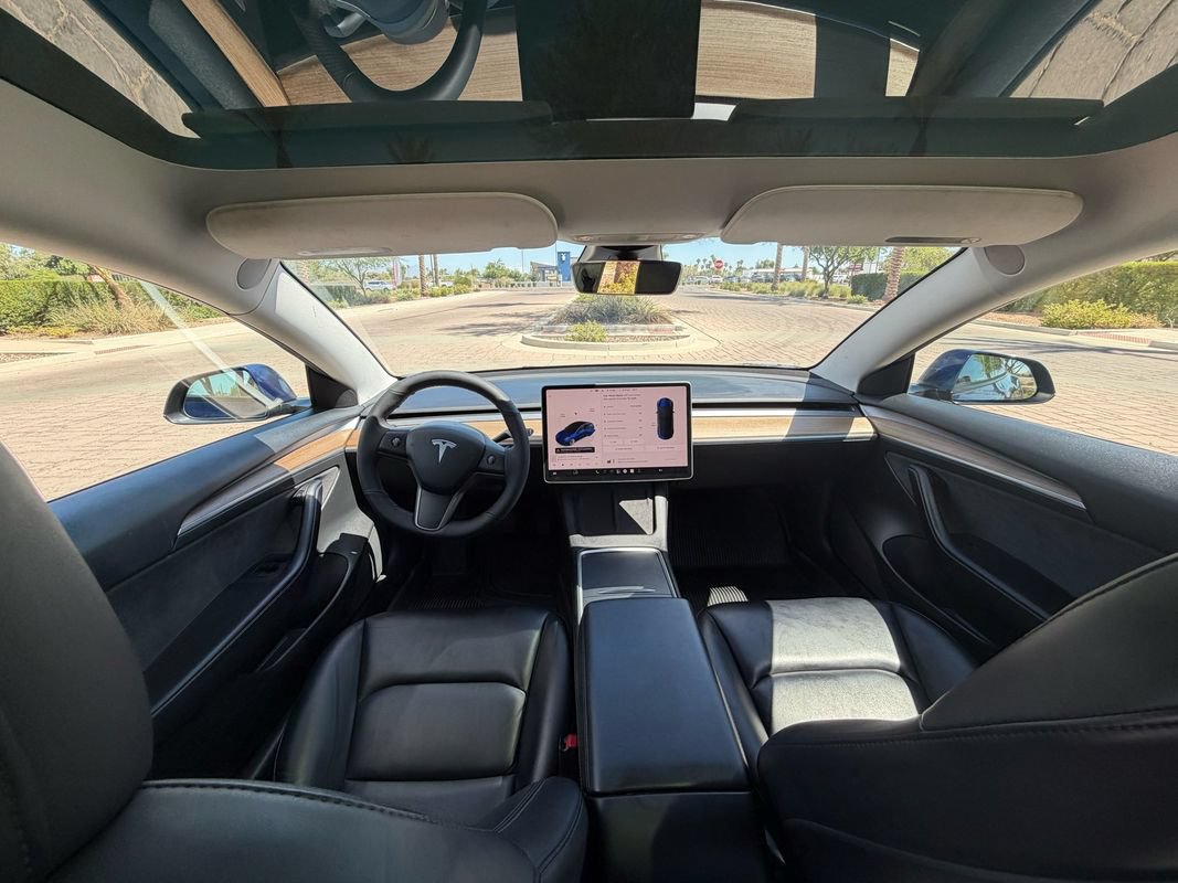 Used 2023 Tesla Model 3 Standard Range RWD image 12