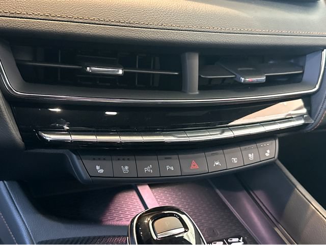 New 2026 Cadillac CT5 V RWD image 25